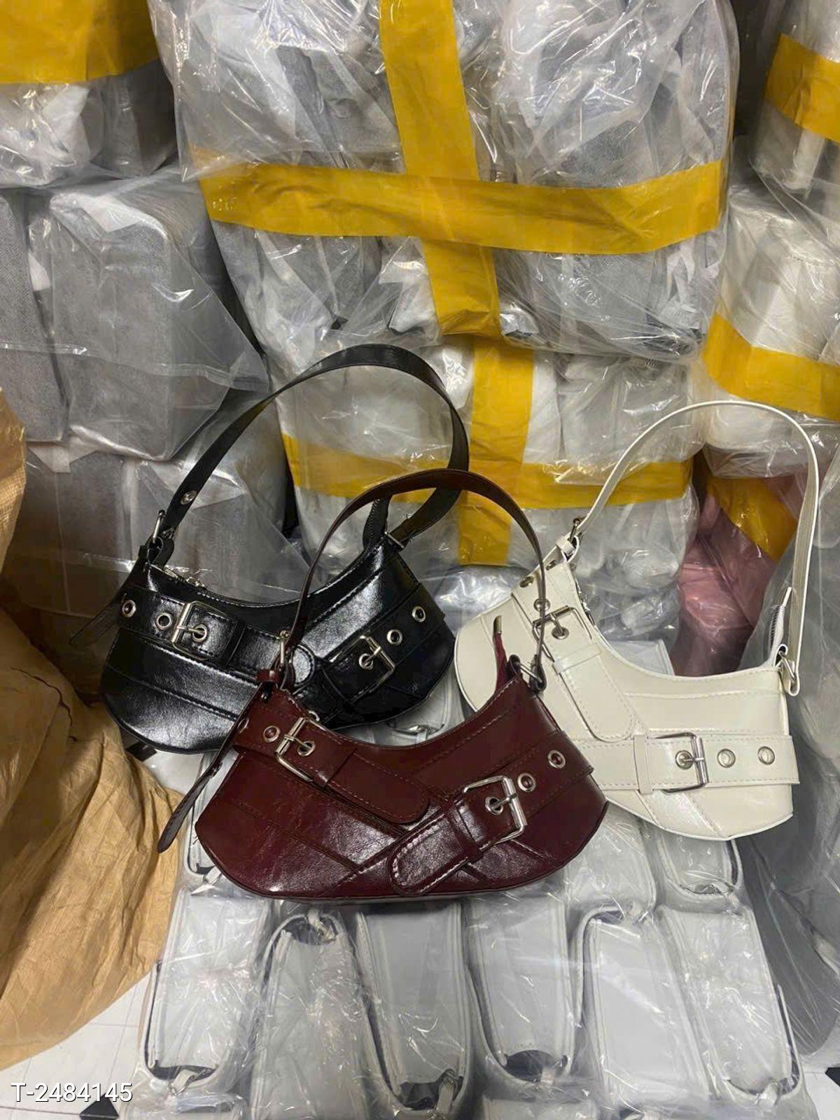 Elegant women's handbag designed with a modern and sophisticated style